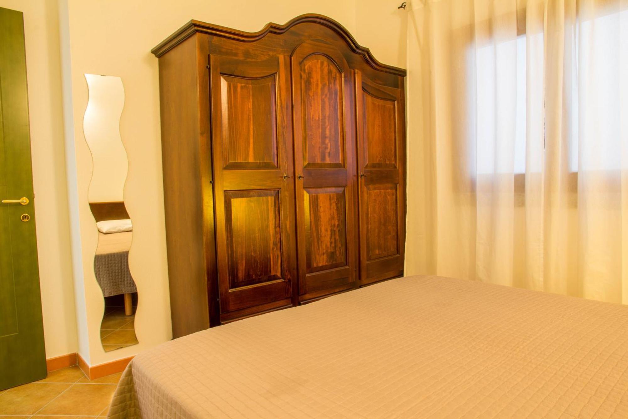 Gf Apartments Li Seddi บาเดซี ภายนอก รูปภาพ