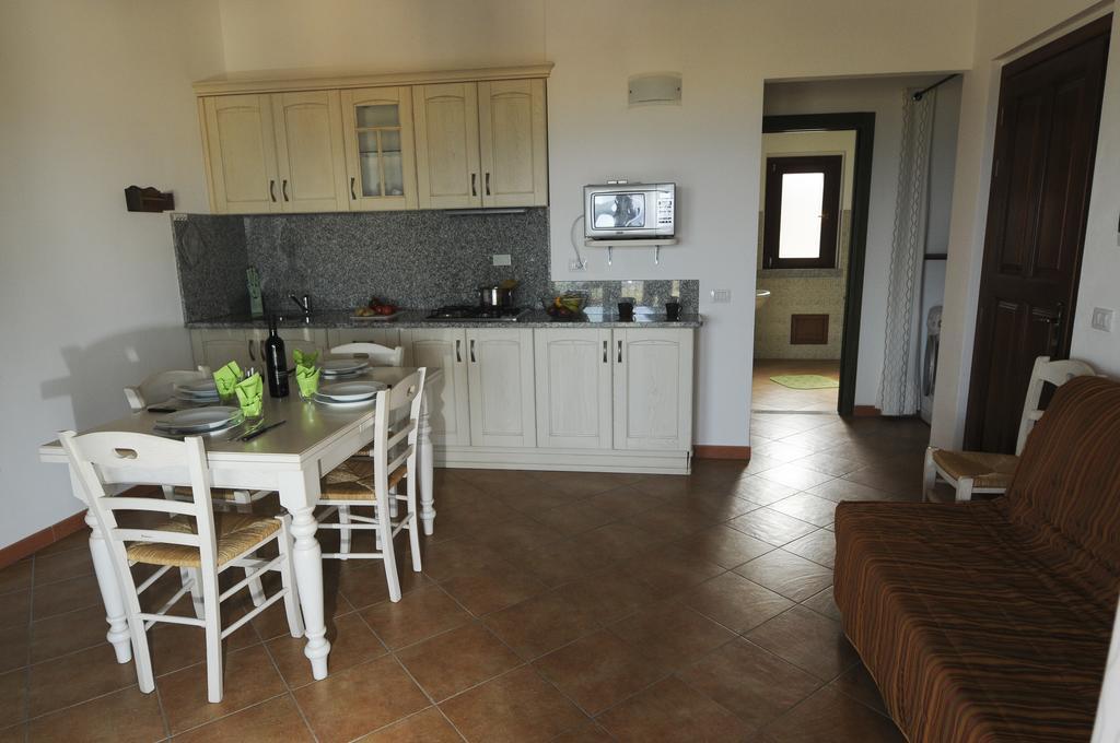 Gf Apartments Li Seddi บาเดซี ภายนอก รูปภาพ