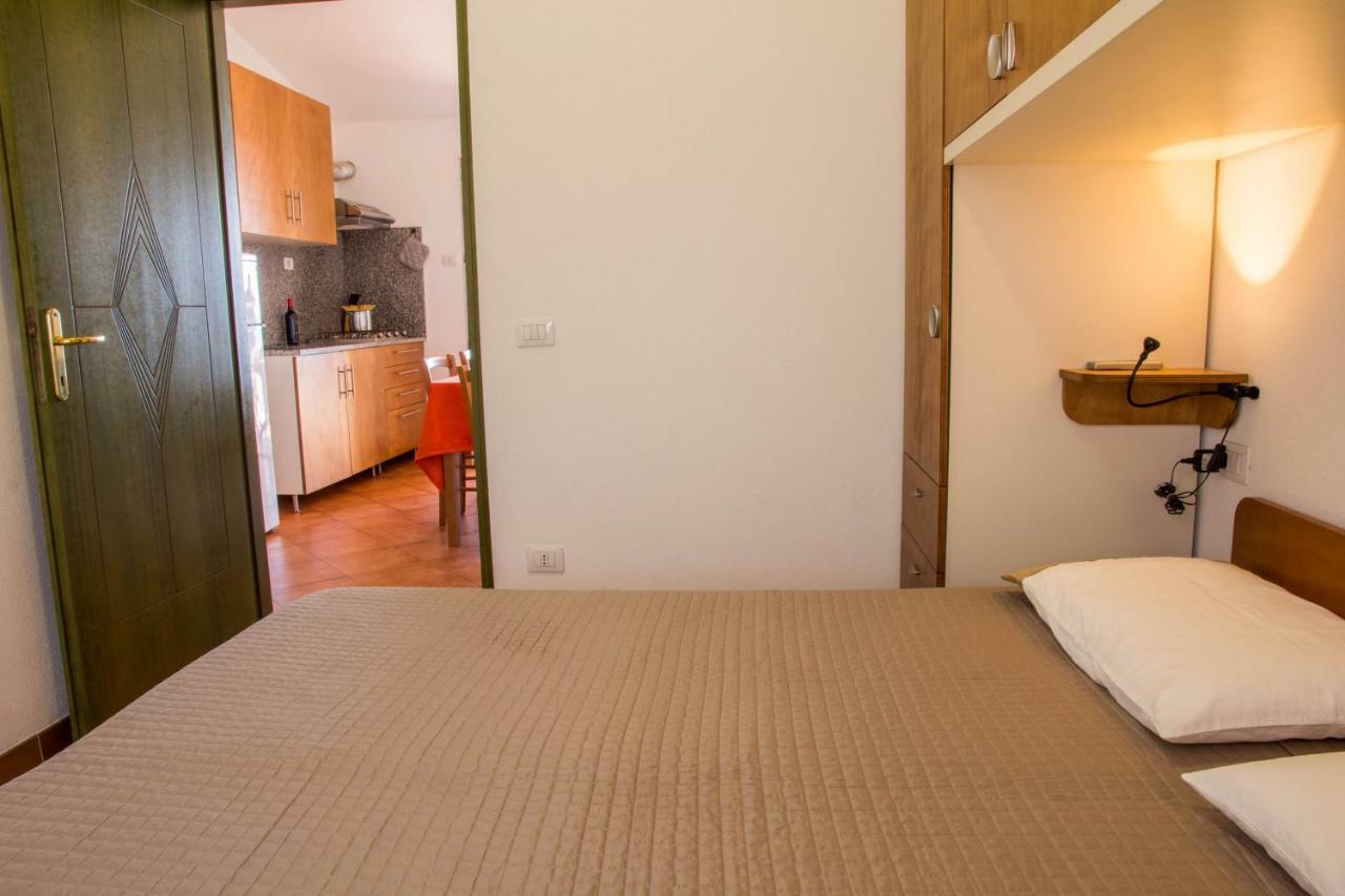 Gf Apartments Li Seddi บาเดซี ภายนอก รูปภาพ
